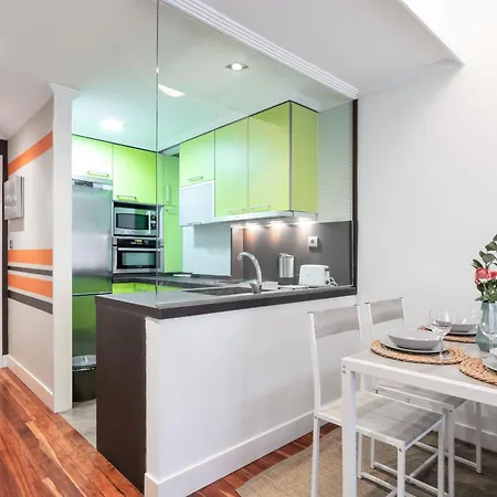 Zuri By People Apartment